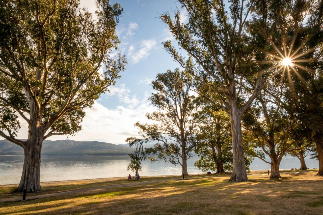 Hop, Skip And Jump To The Lake - Te Anau House Eksteriør billede