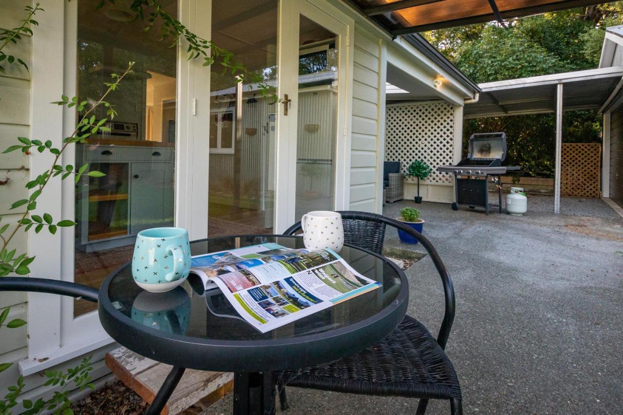 Hop, Skip And Jump To The Lake - Te Anau House Eksteriør billede