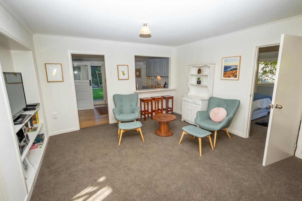 Hop, Skip And Jump To The Lake - Te Anau House Eksteriør billede